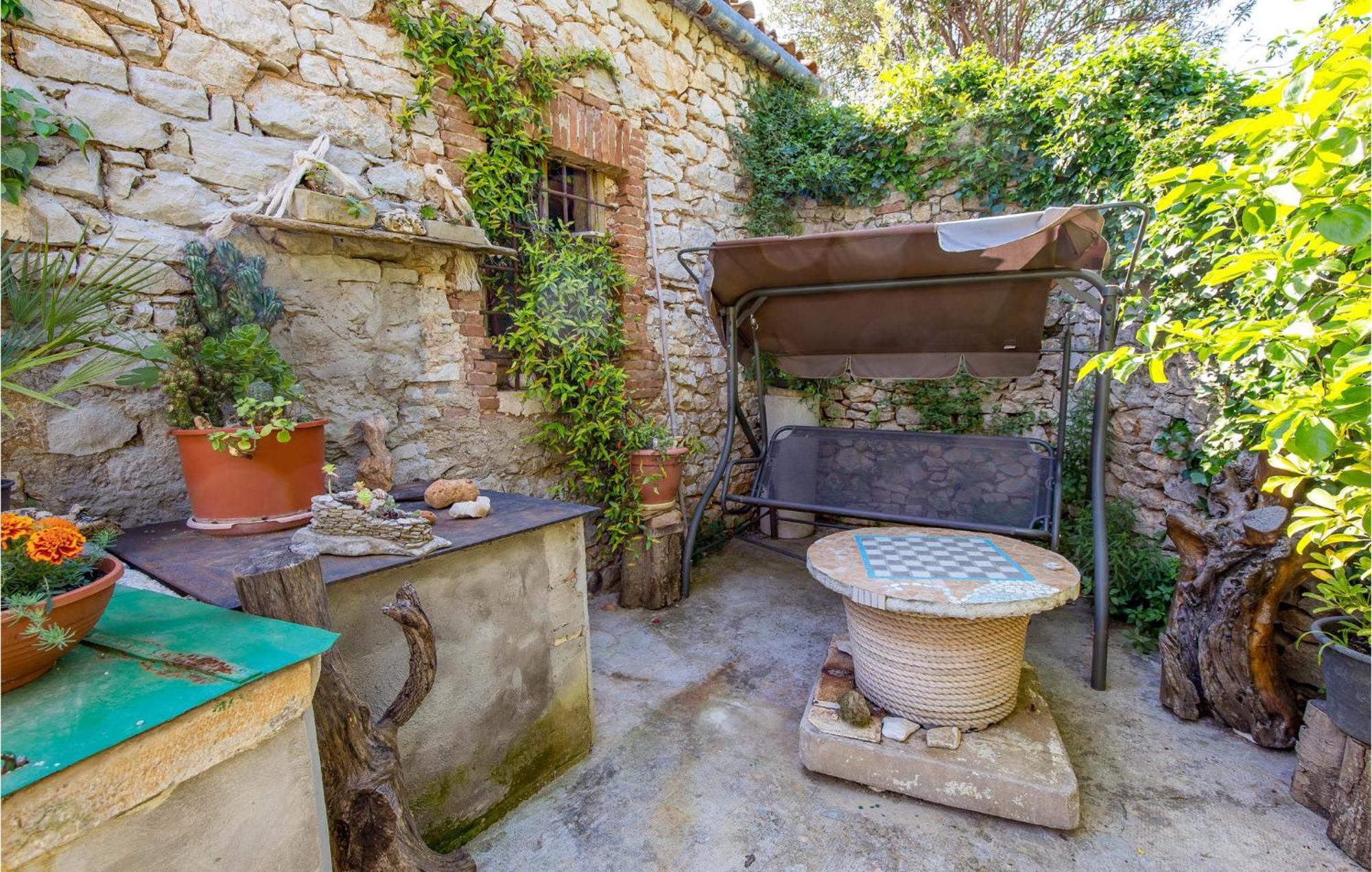 Awesome Home In Veli Losinj Exterior photo
